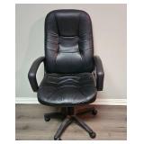 Black Faux Leather Office Chair with Armrests Black Faux Leather Office Chair with Armrests