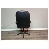 Black Faux Leather Office Chair with Armrests Black Faux Leather Office Chair with Armrests