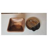 Assorted Kitchen and Home Decor Lot Including Metal Holders and Wooden Bowls Assorted Kitchen and Home Decor Lot Including Metal Holders and Wooden Bowls