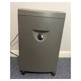 Tech Solutions Paper Shredder with Viewing Window Tech Solutions Paper Shredder with Viewing Window