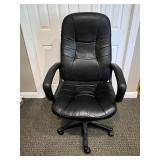 Black Faux Leather Adjustable Office Chair with Armrests Black Faux Leather Adjustable Office Chair with Armrests