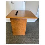 Oak Wood Desk with Shelf and Cable Slot, 27x27x27 Inches Oak Wood Desk with Shelf and Cable Slot, 27x27x27 Inches