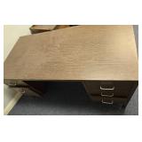 Wood Grain Office Desk, 60x30x29 Inches Wood Grain Office Desk, 60x30x29 Inches