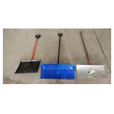 Set of 3 Snow Shovels and Pushers Assorted Styles Set of 3 Snow Shovels and Pushers Assorted Styles