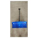 Set of 3 Snow Shovels and Pushers Assorted Styles Set of 3 Snow Shovels and Pushers Assorted Styles