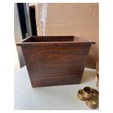 Wooden Box, Napkin Rings, & Bead Garland Wooden Box, Napkin Rings, & Bead Garland