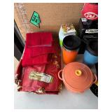 Lot of Kitchen Items Lot of Kitchen Items