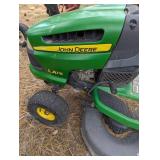 John Deere LA115 Riding Lawn Mower John Deere LA115 Riding Lawn Mower