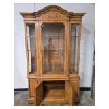 Light Oak China Cabinet with Glass Shelves and Storage 85x50x15 Light Oak China Cabinet with Glass Shelves and Storage 85x50x15
