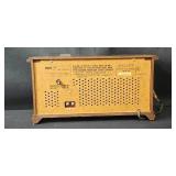 RCA RZS 492F Vintage Wood Tabletop Clock Radio RCA RZS 492F Vintage Wood Tabletop Clock Radio