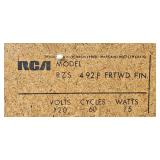 RCA RZS 492F Vintage Wood Tabletop Clock Radio RCA RZS 492F Vintage Wood Tabletop Clock Radio