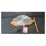 Bethany Heritage Grill Model 730 Aluminum Lefse Baker with Control, Spatula, and Box Bethany Heritage Grill Model 730 Aluminum Lefse Baker with Control, Spatula, and Box