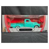 Yat Ming 1:18 Diecast 1950 GMC Pick Up Truck Model in Box Yat Ming 1:18 Diecast 1950 GMC Pick Up Truck Model in Box