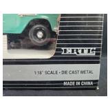 Ertl American Muscle 1955 Chevy 3100 Cameo 1:18 Die Cast Model Truck Ertl American Muscle 1955 Chevy 3100 Cameo 1:18 Die Cast Model Truck