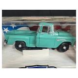 Ertl American Muscle 1955 Chevy 3100 Cameo 1:18 Die Cast Model Truck Ertl American Muscle 1955 Chevy 3100 Cameo 1:18 Die Cast Model Truck