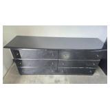 Black 6-Drawer MCM Dresser with Modern Gloss Finish Black 6-Drawer MCM Dresser with Modern Gloss Finish