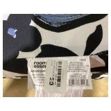 Lot Of Outdoor Patio Cushions