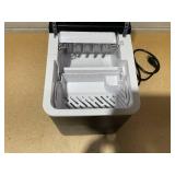 Mainstays Countertop Ice Maker, Rich Black, 9 Bullet Cubes, 2 Ice Sizes, 26 lbs/24H with Removable & Washable Ice Tray & Scoop, with Self-Cleaning Function