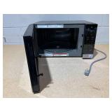 LG NeoChef 1.5 cu. ft. 1100-Watt Countertop Microwave #MSER1590S