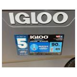 Igloo MaxCold Latitude 90-Quart Roller Cooler