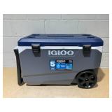 Igloo MaxCold Latitude 90-Quart Roller Cooler