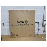 Safety 1st Pressure-Check Gate with SecureTech