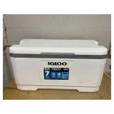 igloo 150qt maxcold outdoor cool box