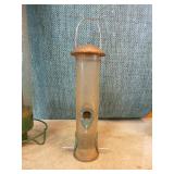 4 Bird Feeders 4 Bird Feeders