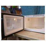 Whirlpool Microwave Oven Whirlpool Microwave Oven