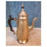 2 Brass Teapots 2 Brass Teapots