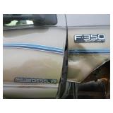 V8 7.3L Diesel Engine V8 7.3L Diesel Engine