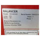 Snap-On John Bean BFH 800 Tire Balancer Snap-On John Bean BFH 800 Tire Balancer