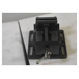 WEN TV434 4.25 in. Industrial Strength Benchtop and Drill Press Tilting Angle Vise