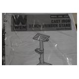 Pedestal stand