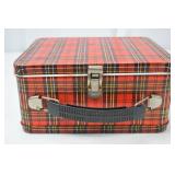 Vintage Aladdin Tartan Plaid Metal Lunchbox with Thermos Vintage Aladdin Tartan Plaid Metal Lunchbox with Thermos
