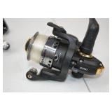 Lot of 5 Fishing Reels - South Bend, Abu Garcia, Zebco, Others Lot of 5 Fishing Reels - South Bend, Abu Garcia, Zebco, Others