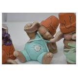 Set of 6 Ceramic Bunny Figurines in Pastel Outfits with Flower Pot Hats Set of 6 Ceramic Bunny Figurines in Pastel Outfits with Flower Pot Hats