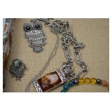 Assorted Costume Jewelry Lot - Necklaces, Pendant, Bracelet Assorted Costume Jewelry Lot - Necklaces, Pendant, Bracelet