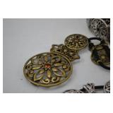Pair of Coldwater Creek Flower Stretch Belt S/M Pair of Coldwater Creek Flower Stretch Belt S/M
