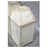 Vintage Bennett Manufacturing Co. Metal Push-Top Trash Bin