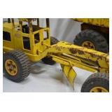 Vintage Tonka construction toy trucks and grader trio Vintage Tonka construction toy trucks and grader trio