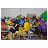 Large Bin of Mixed LEGO and K Large Bin of Mixed LEGO and K