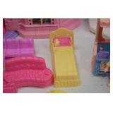 Fisher-Price Loving Family Dollhouse and Hospital Playset Bundle Fisher-Price Loving Family Dollhouse and Hospital Playset Bundle