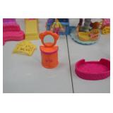 Fisher-Price Loving Family Dollhouse and Hospital Playset Bundle Fisher-Price Loving Family Dollhouse and Hospital Playset Bundle