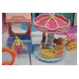 Fisher-Price Loving Family Dollhouse and Hospital Playset Bundle Fisher-Price Loving Family Dollhouse and Hospital Playset Bundle