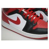 Nike Air Jordan 1 Mid Black/Red/White Size 10.5 Nike Air Jordan 1 Mid Black/Red/White Size 10.5