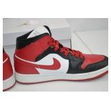 Nike Air Jordan 1 Mid Black/Red/White Size 10.5 Nike Air Jordan 1 Mid Black/Red/White Size 10.5