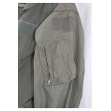 Minnesota Vikings XL T-Shirt and Olive Green Flight Suit Bundle Minnesota Vikings XL T-Shirt and Olive Green Flight Suit Bundle
