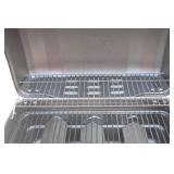 Char-Broil Classic 3-Burner Gas Grill with Side Shelf Char-Broil Classic 3-Burner Gas Grill with Side Shelf