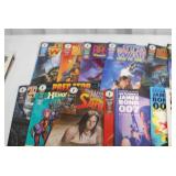 Dark Horse Comics Assorted Comic Lot: Star Wars, James Bond, Next Men Dark Horse Comics Assorted Comic Lot: Star Wars, James Bond, Next Men